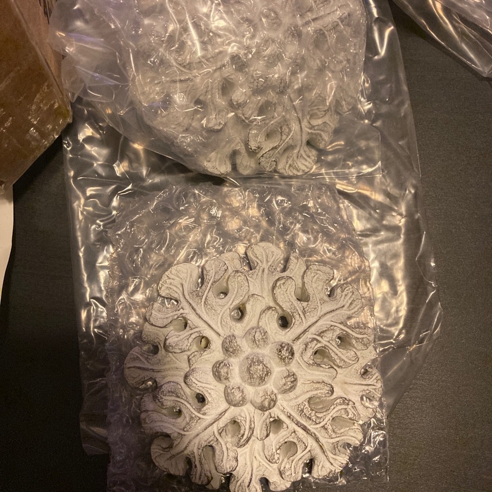 Pottery Barn Somerset Curtain Holdbacks (2) White